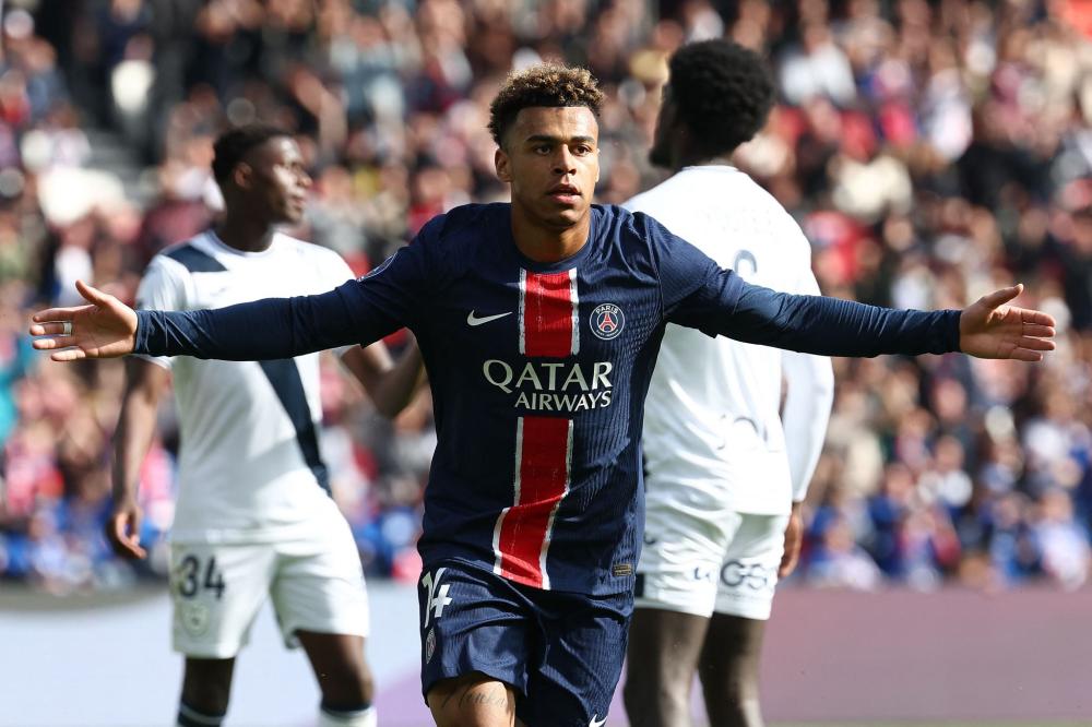 赛季中表现 赛季中表现